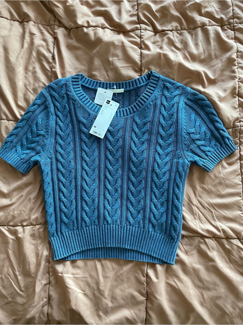 GU Blue Cable-Knit Crewneck Short Sleeve Sweater